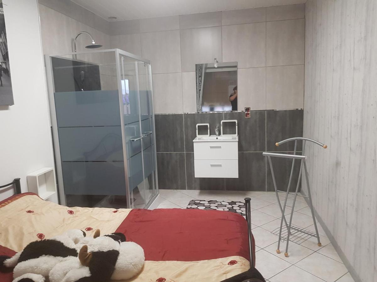 Appartement De 70M2 Tout Equipe Hargarten-aux-Mines Luaran gambar